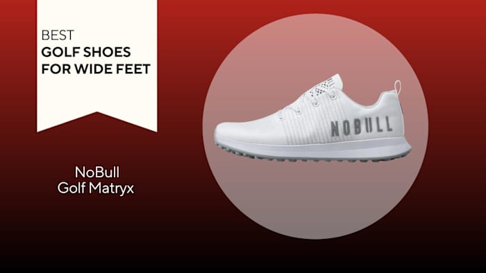 SI - gym shoes_lifting